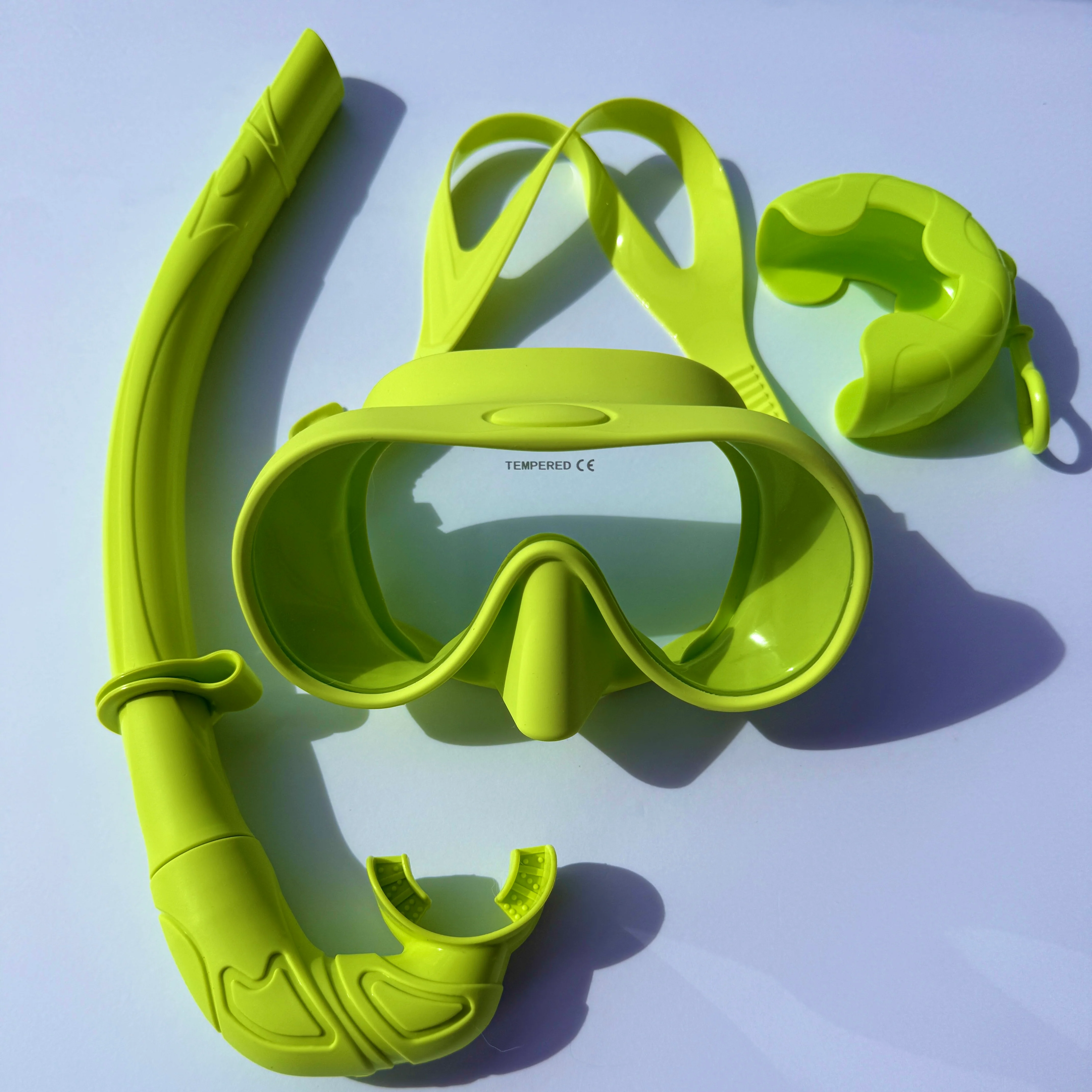 Soft Silicone Mask & Compact Snorkel Set - Image 10